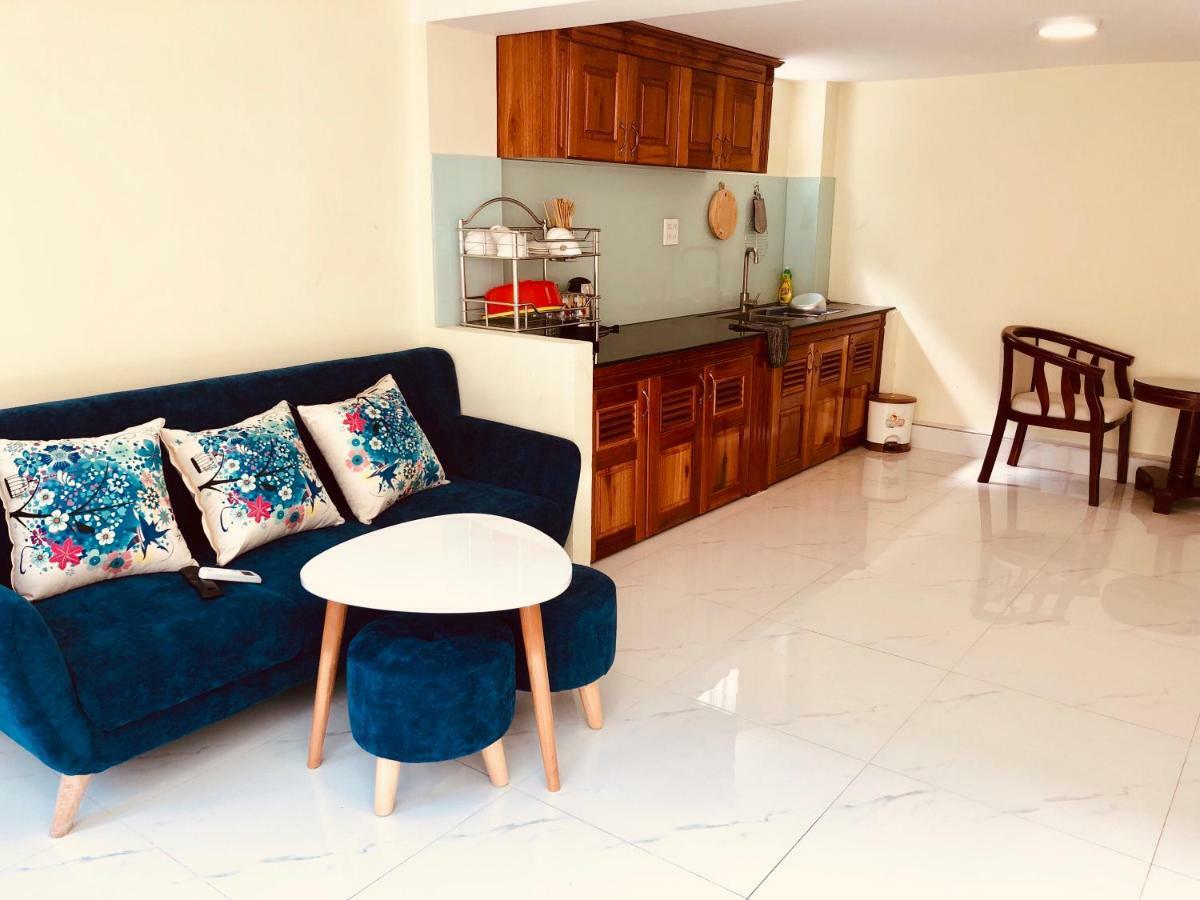 Ngoc Huong Hostel & Apartments กวีเญิน ภายนอก รูปภาพ
